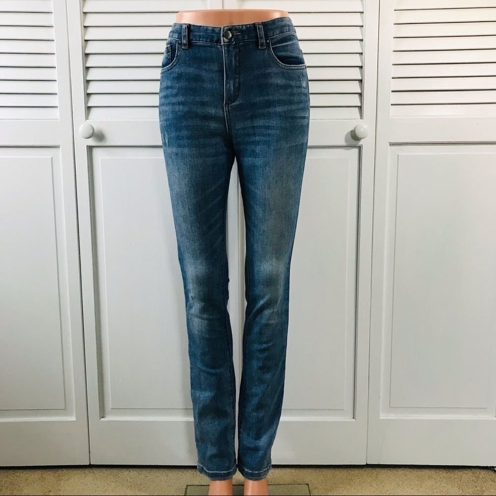 2/$50 FREE PEOPLE Blue Cotton Blend Distressed Jeans Size 28